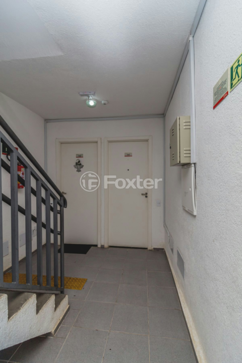 Apartamento à venda com 2 quartos, 40m² - Foto 29