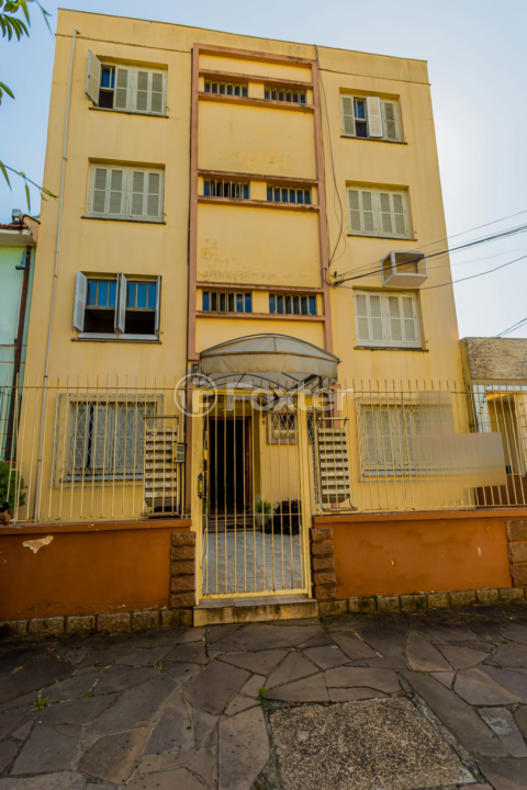 Apartamento à venda com 2 quartos, 68m² - Foto 32