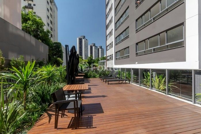 Apartamento à venda com 3 quartos, 98m² - Foto 75