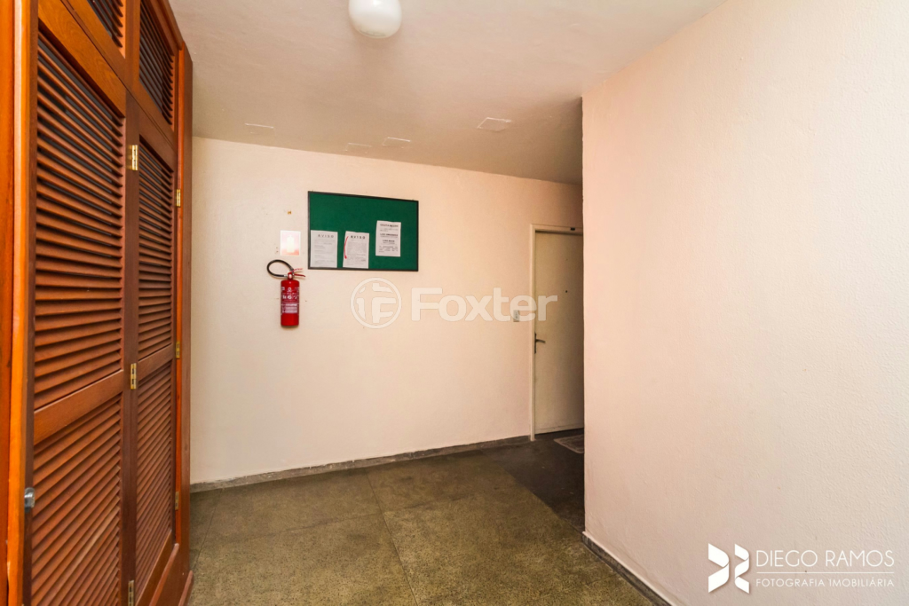 Apartamento à venda com 1 quarto, 43m² - Foto 31