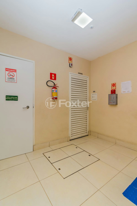 Apartamento à venda com 2 quartos, 50m² - Foto 11