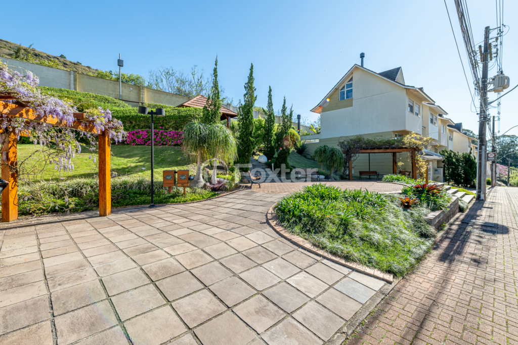 Casa de Condomínio à venda com 3 quartos, 216m² - Foto 80