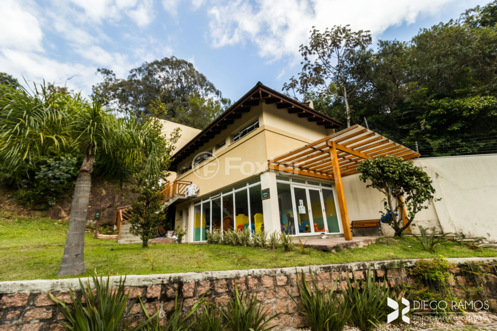 Casa de Condomínio à venda com 3 quartos, 216m² - Foto 49
