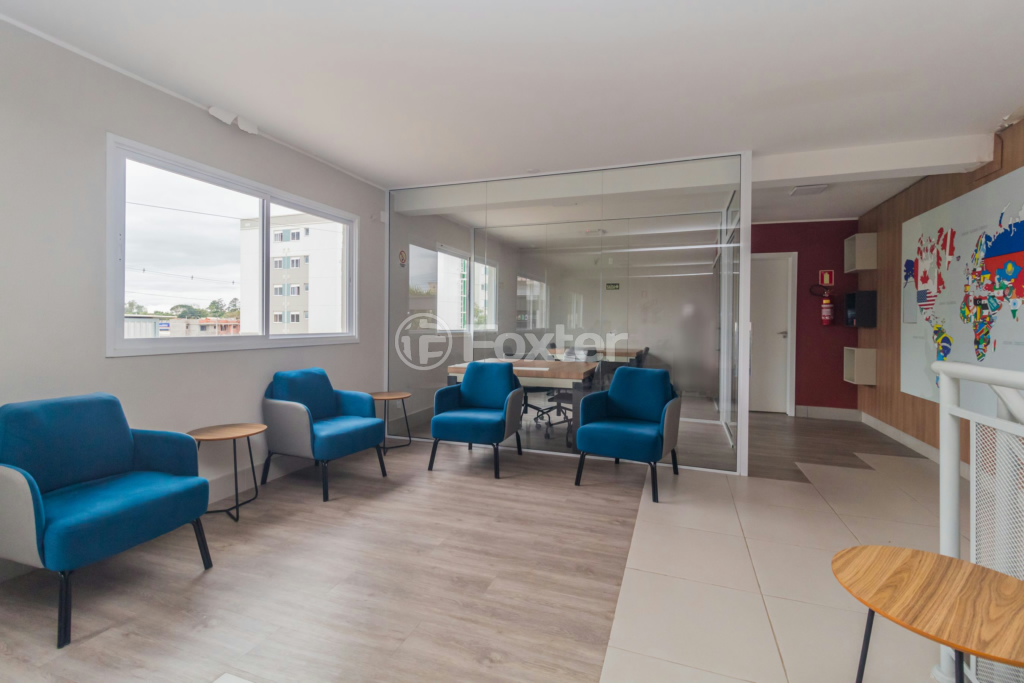 Apartamento à venda com 2 quartos, 44m² - Foto 57