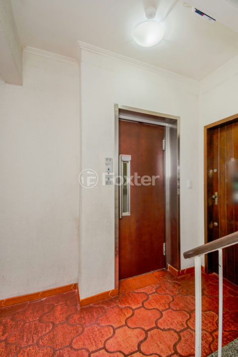 Apartamento à venda com 3 quartos, 85m² - Foto 19