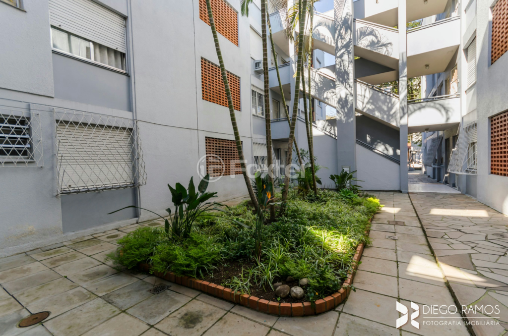 Apartamento à venda com 4 quartos, 76m² - Foto 42