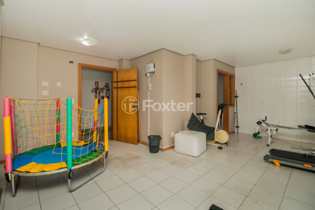 Apartamento à venda com 3 quartos, 149m² - Foto 31