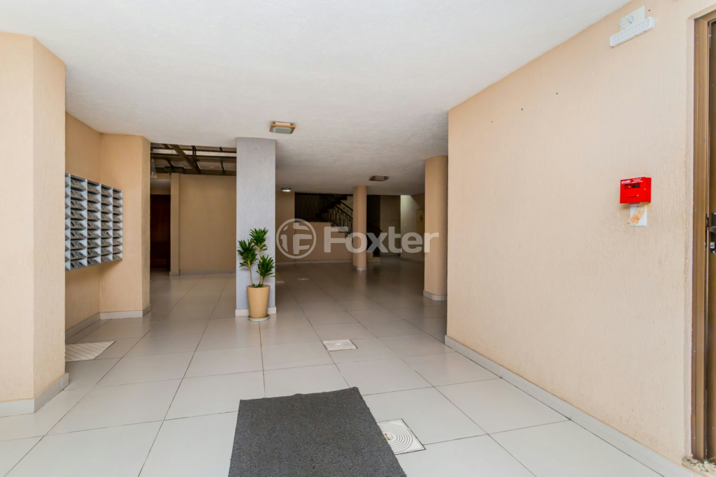 Apartamento à venda com 2 quartos, 62m² - Foto 25