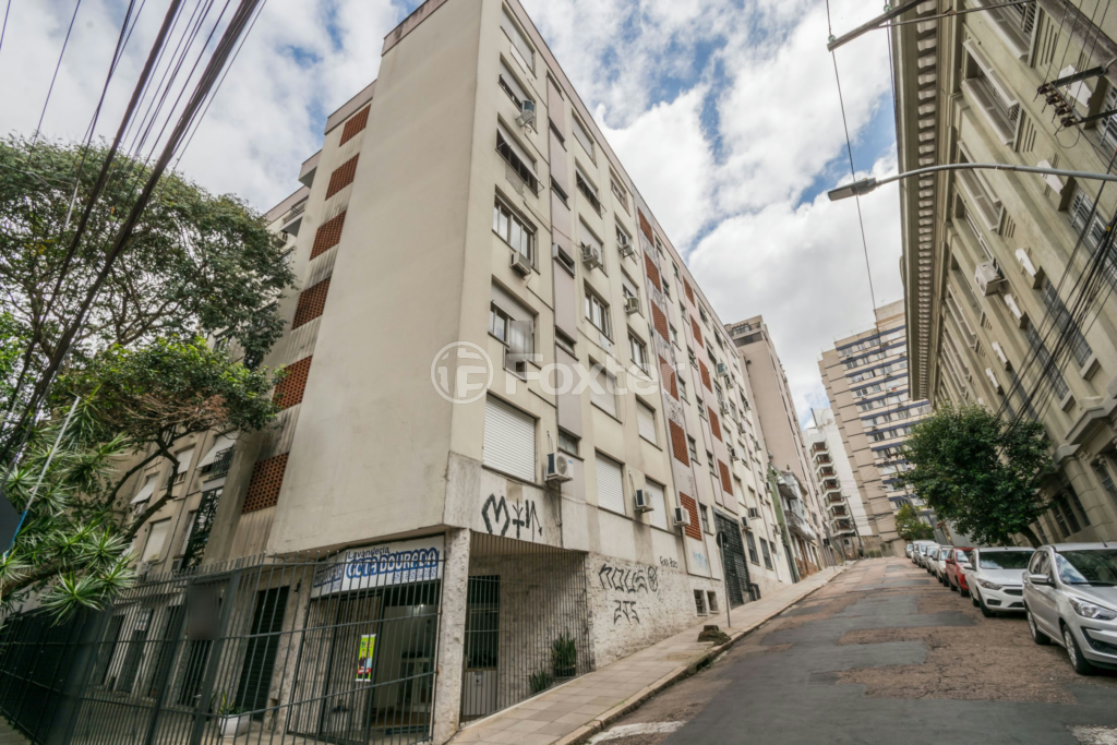 Apartamento à venda com 2 quartos, 72m² - Foto 25