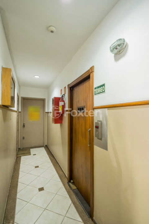 Apartamento à venda com 2 quartos, 76m² - Foto 22