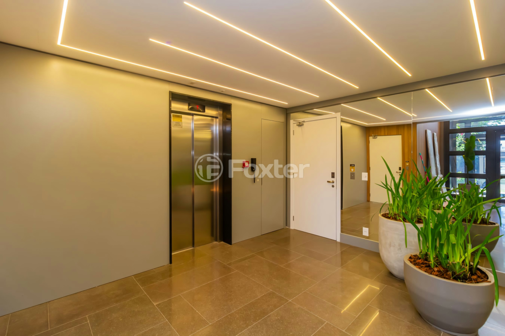 Apartamento à venda com 2 quartos, 67m² - Foto 16