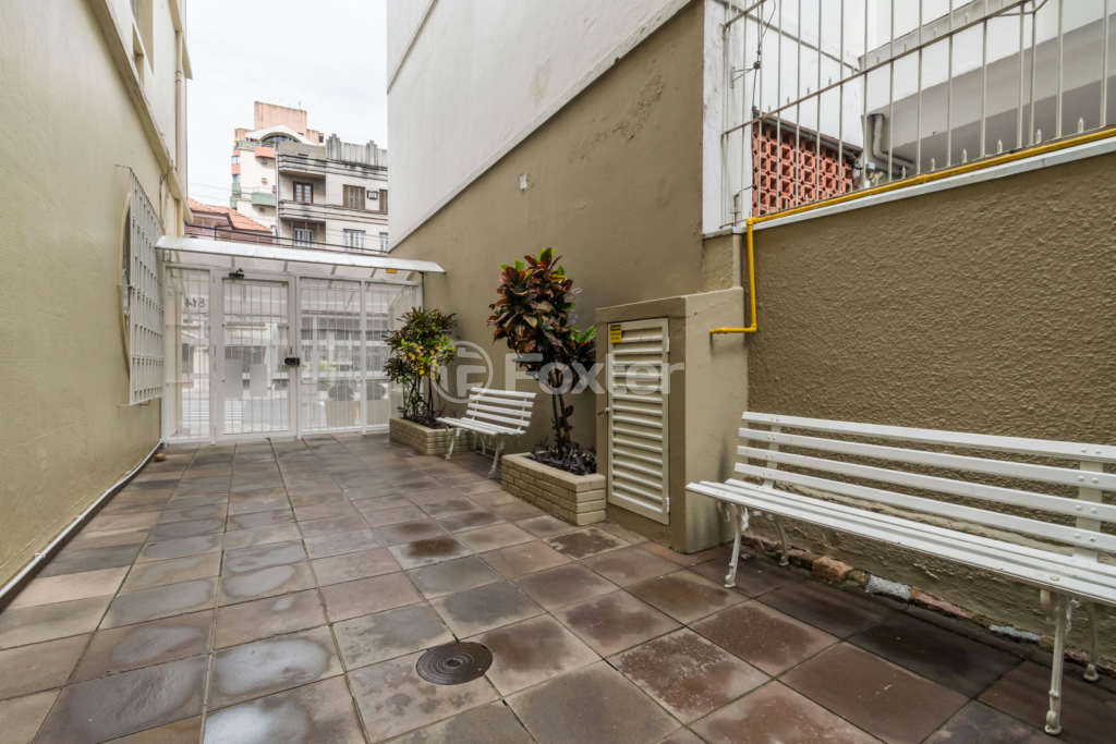 Apartamento à venda com 2 quartos, 67m² - Foto 24