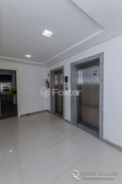 Apartamento à venda com 2 quartos, 76m² - Foto 28