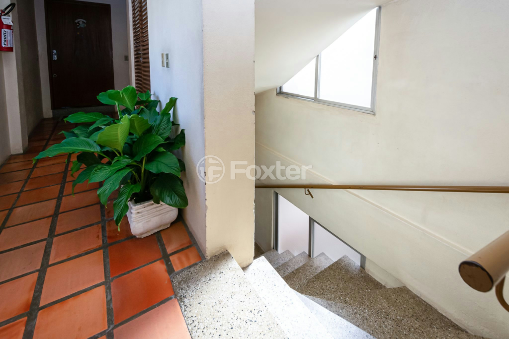 Apartamento à venda com 2 quartos, 76m² - Foto 24