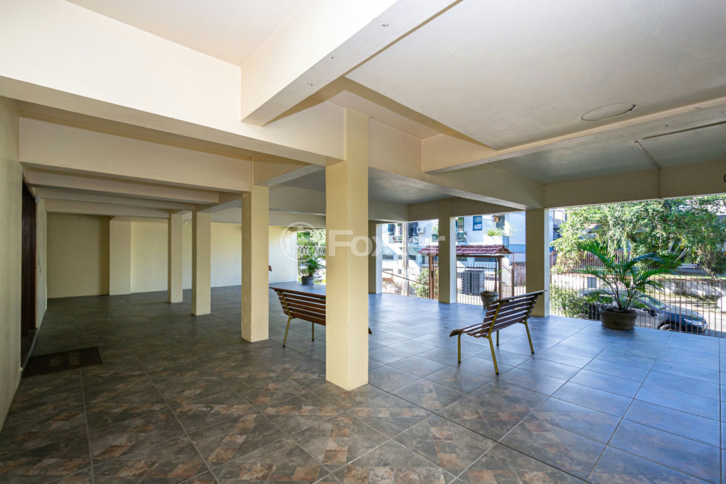 Apartamento à venda com 2 quartos, 76m² - Foto 21