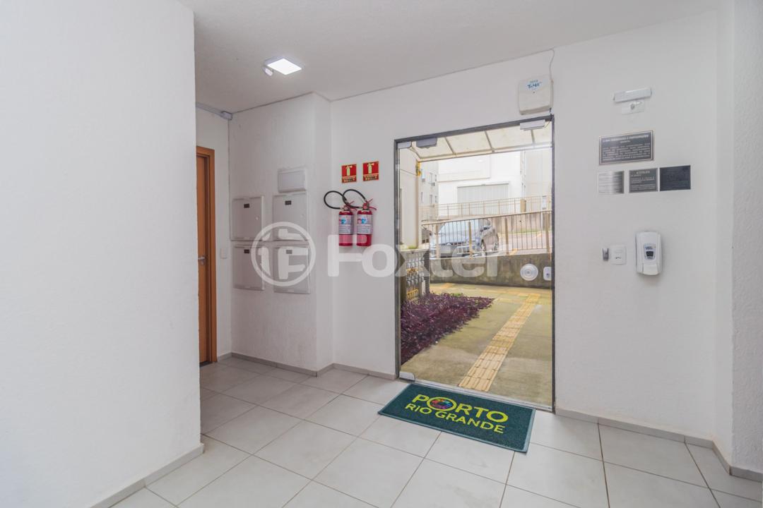 Apartamento à venda com 2 quartos, 40m² - Foto 18