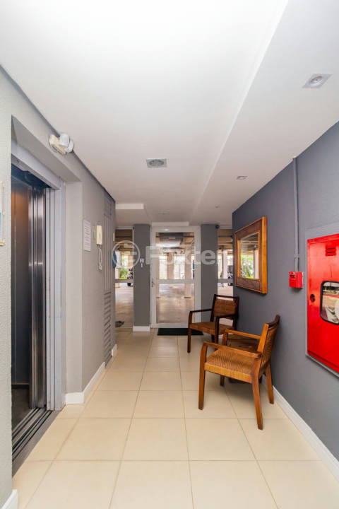 Apartamento à venda com 2 quartos, 49m² - Foto 18