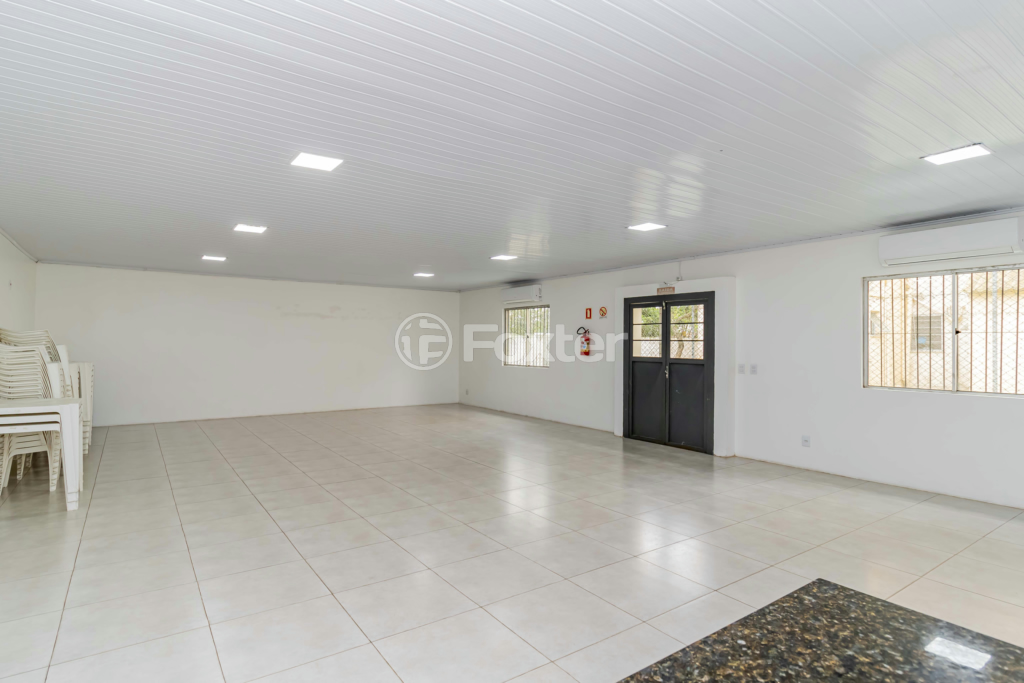 Apartamento à venda com 2 quartos, 38m² - Foto 25