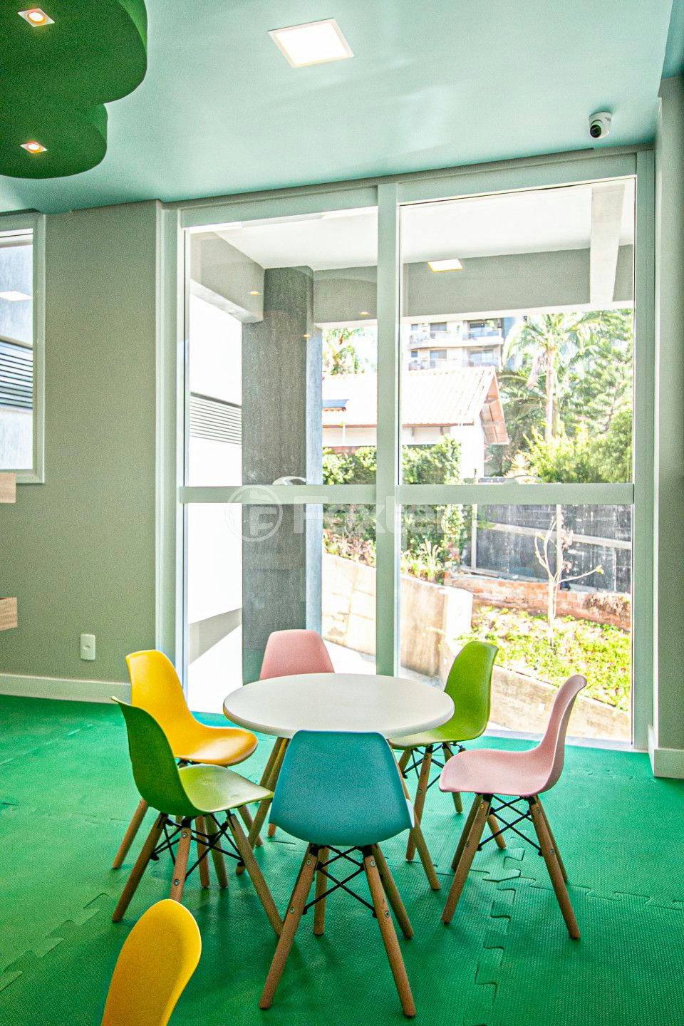 Apartamento à venda com 2 quartos, 74m² - Foto 65