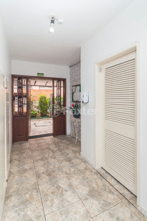 Apartamento à venda com 2 quartos, 60m² - Foto 18