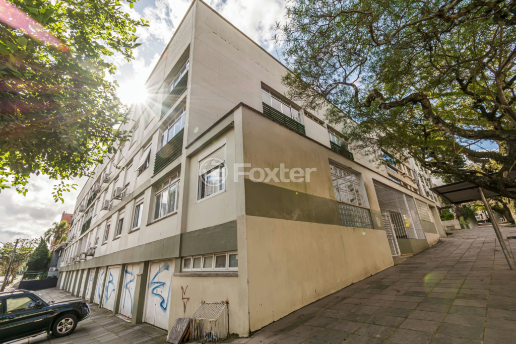 Apartamento à venda com 2 quartos, 70m² - Foto 37