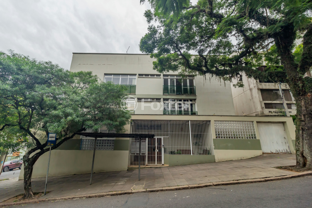 Apartamento à venda com 2 quartos, 70m² - Foto 28