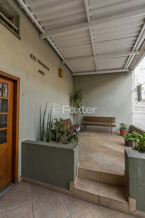 Apartamento à venda com 2 quartos, 70m² - Foto 31