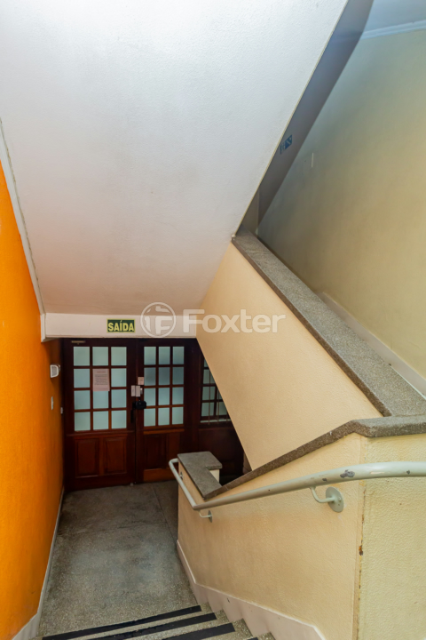 Apartamento à venda com 2 quartos, 70m² - Foto 32