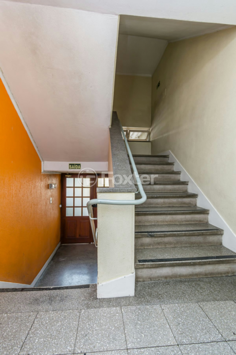 Apartamento à venda com 2 quartos, 70m² - Foto 33