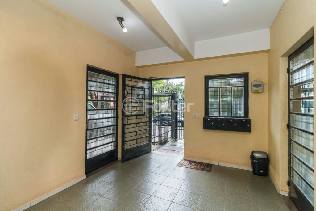 Apartamento à venda com 2 quartos, 74m² - Foto 24