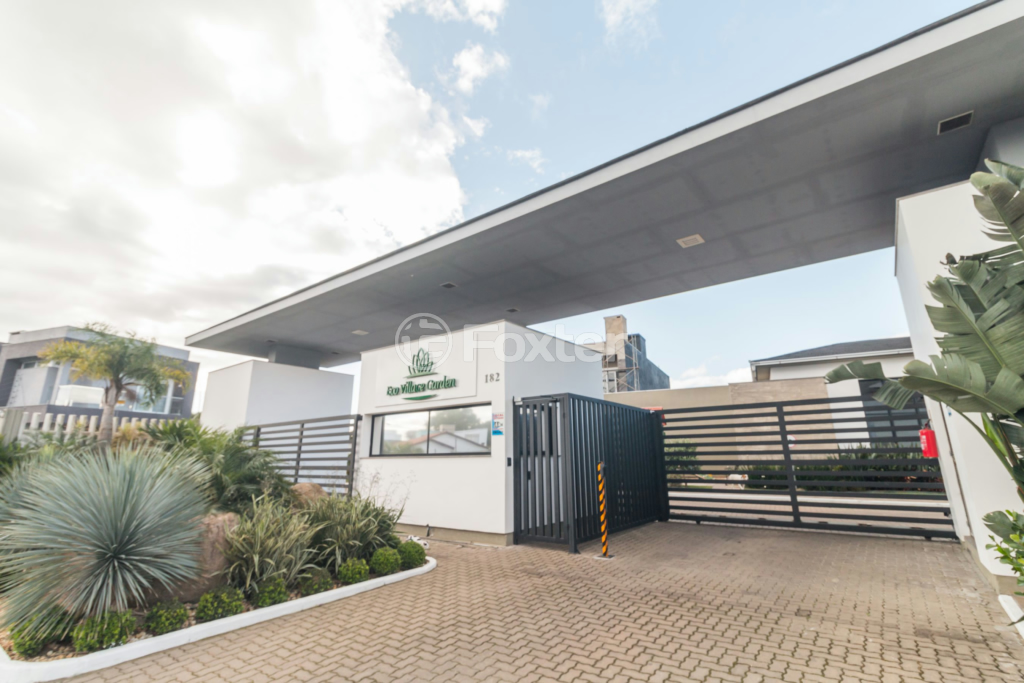 Casa de Condomínio à venda com 3 quartos, 225m² - Foto 17