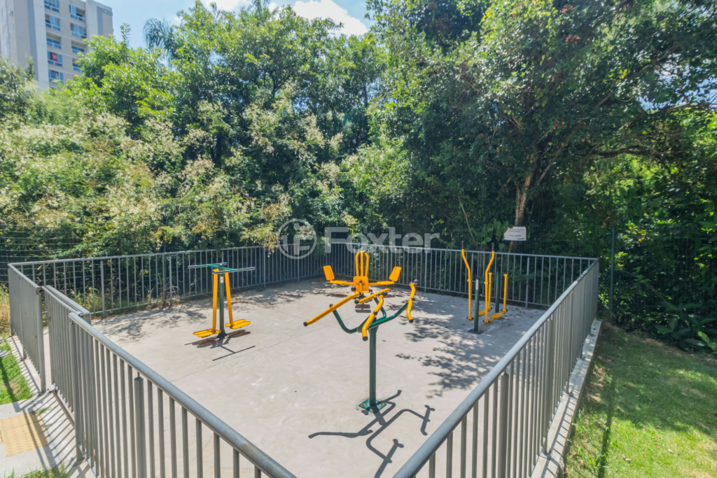 Apartamento à venda com 2 quartos, 44m² - Foto 46