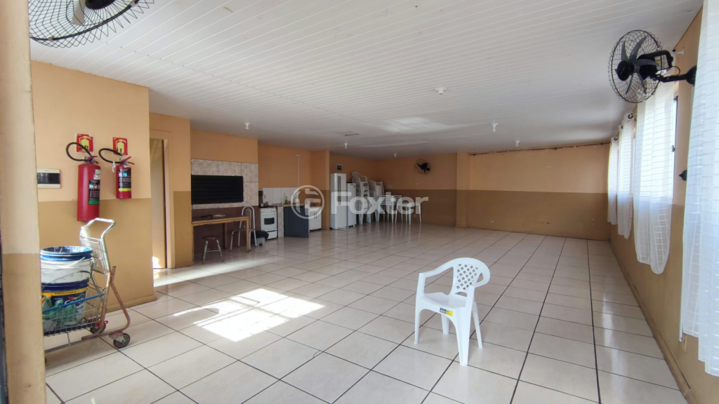 Apartamento à venda com 2 quartos, 42m² - Foto 17