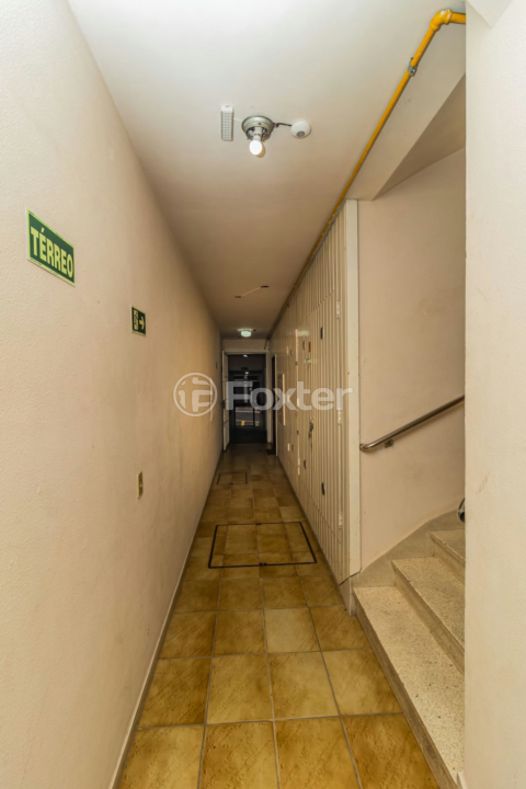 Apartamento à venda com 1 quarto, 33m² - Foto 12