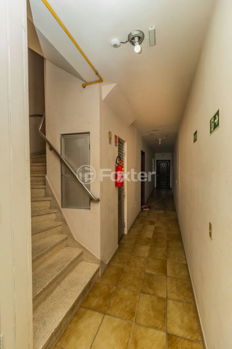 Apartamento à venda com 1 quarto, 33m² - Foto 13