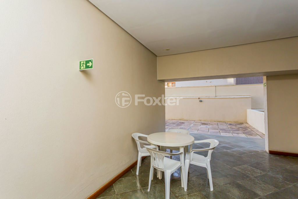 Apartamento à venda com 3 quartos, 136m² - Foto 32