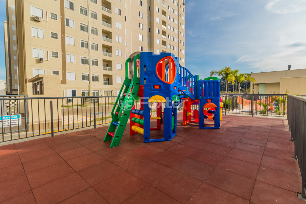 Apartamento à venda com 2 quartos, 44m² - Foto 47