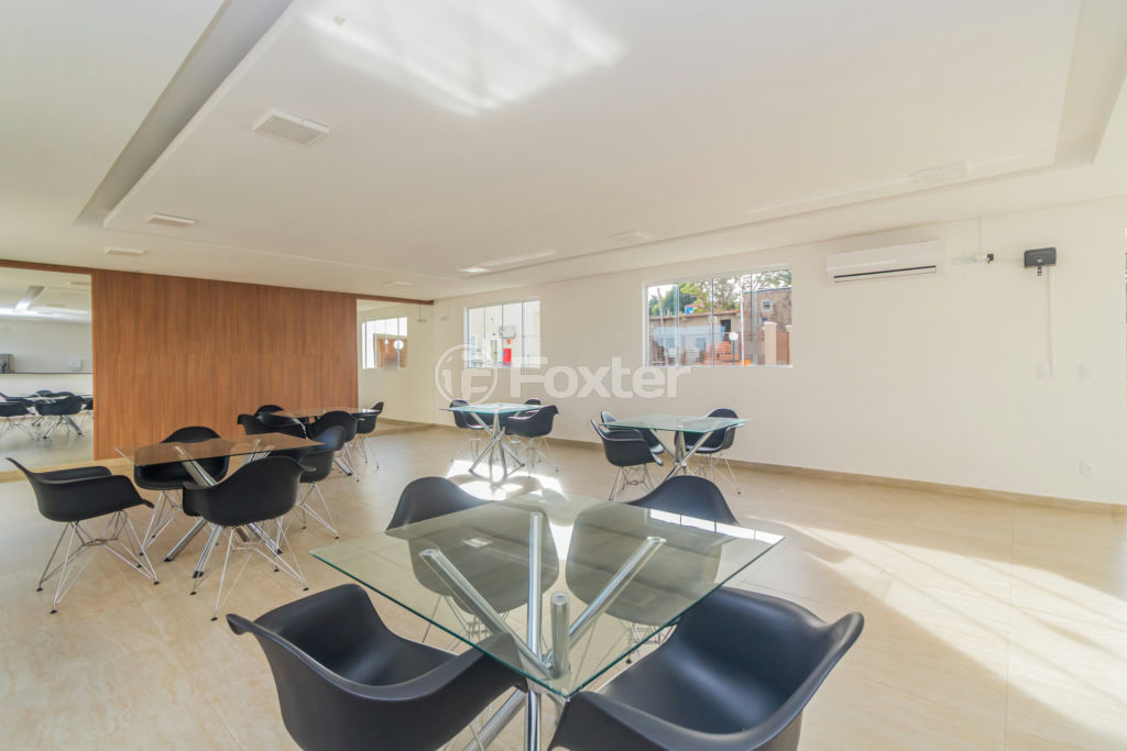 Apartamento à venda com 2 quartos, 44m² - Foto 52