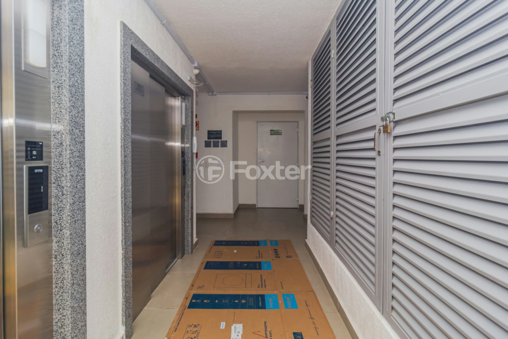 Apartamento à venda com 2 quartos, 44m² - Foto 31