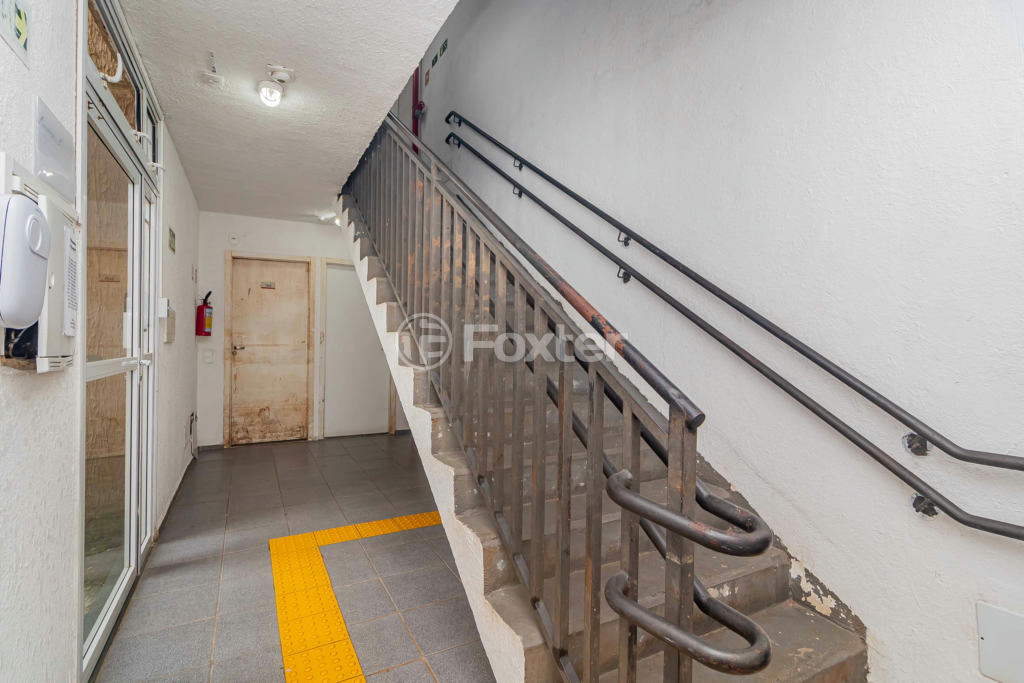 Apartamento à venda com 2 quartos, 41m² - Foto 24