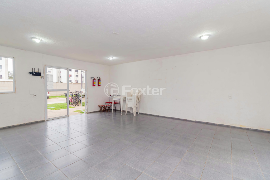 Apartamento à venda com 2 quartos, 41m² - Foto 32