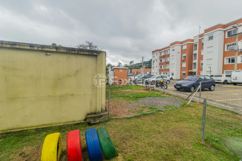 Apartamento à venda com 2 quartos, 44m² - Foto 13