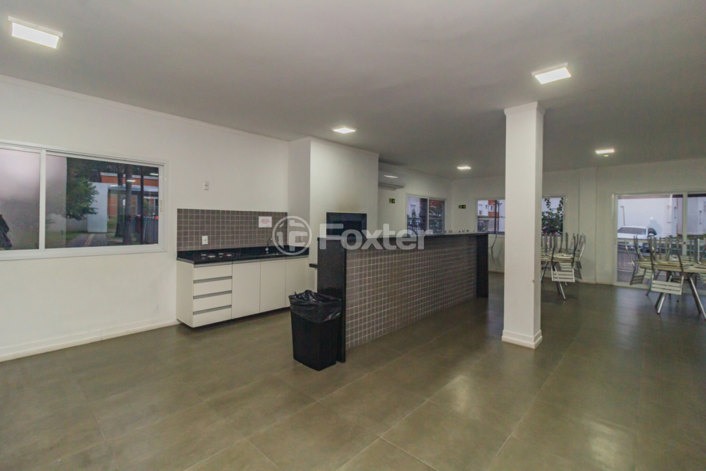 Apartamento à venda com 2 quartos, 44m² - Foto 21