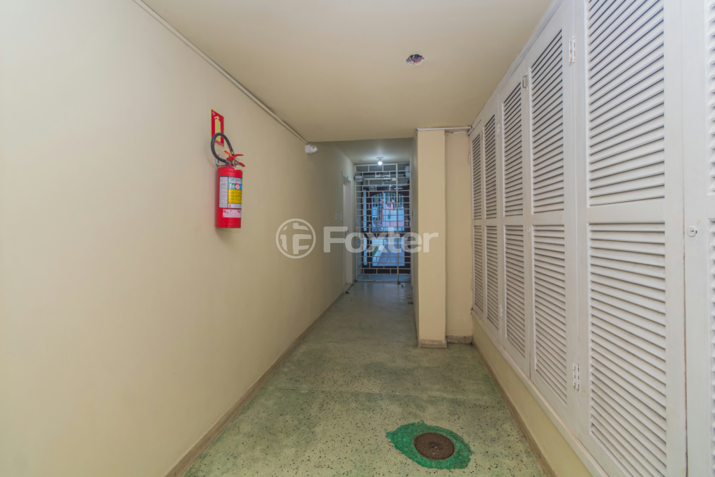 Apartamento à venda com 1 quarto, 41m² - Foto 15