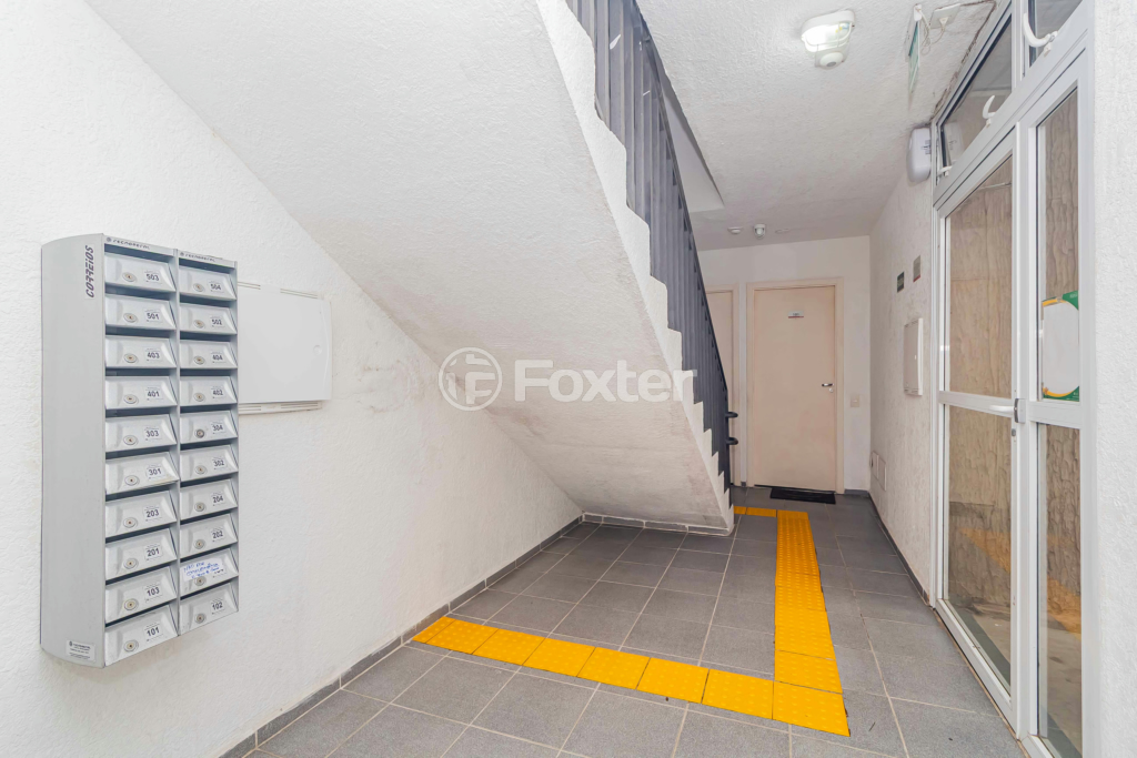 Apartamento à venda com 2 quartos, 41m² - Foto 22