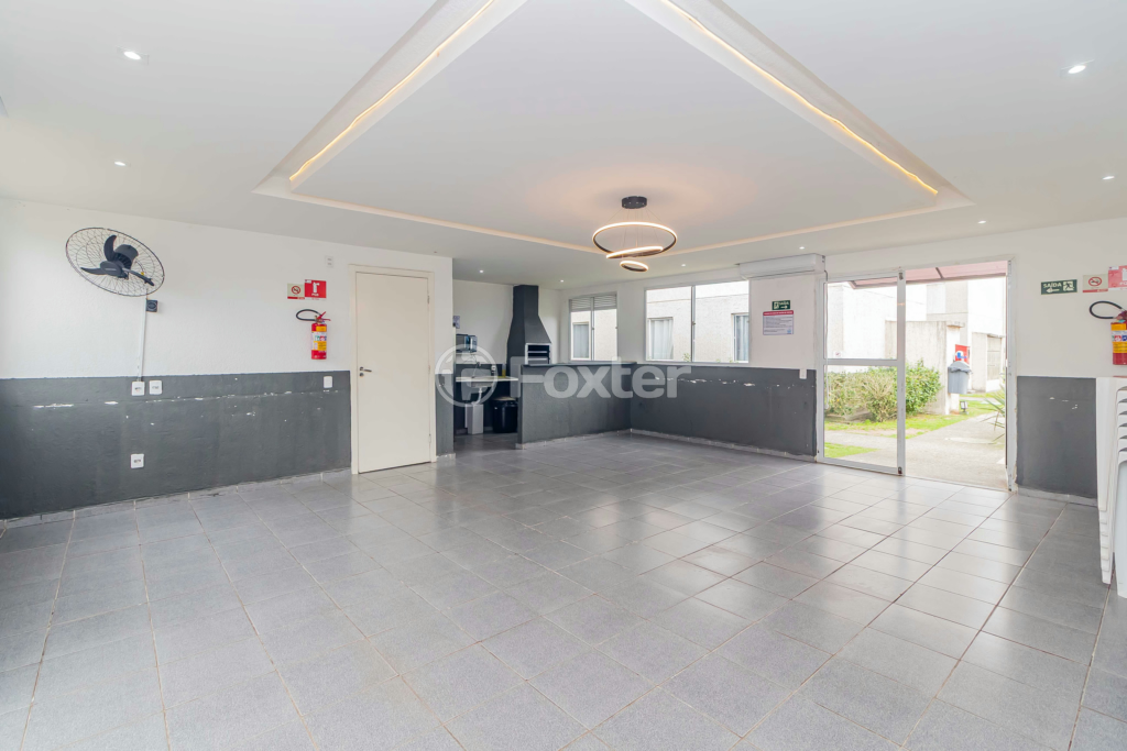 Apartamento à venda com 2 quartos, 41m² - Foto 33