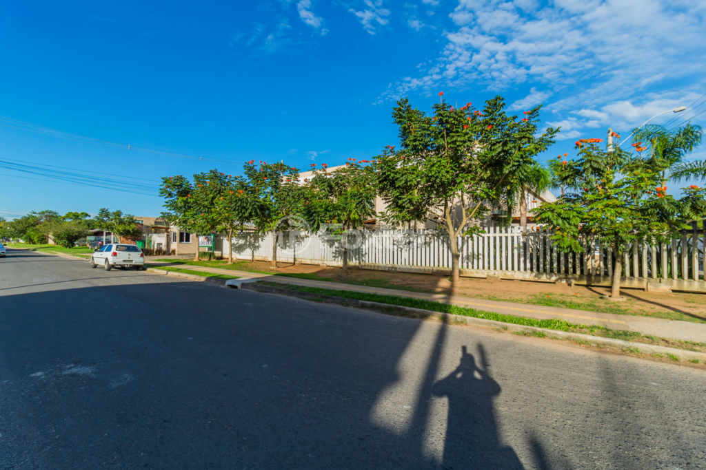 Casa de Condomínio à venda com 2 quartos, 55m² - Foto 32