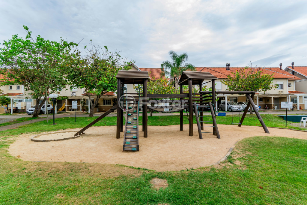 Casa de Condomínio à venda com 4 quartos, 157m² - Foto 78