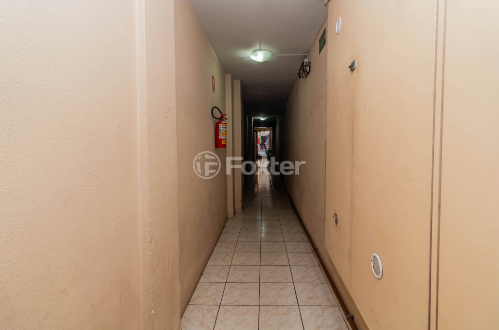 Prédio Inteiro à venda com 1 quarto, 100m² - Foto 26