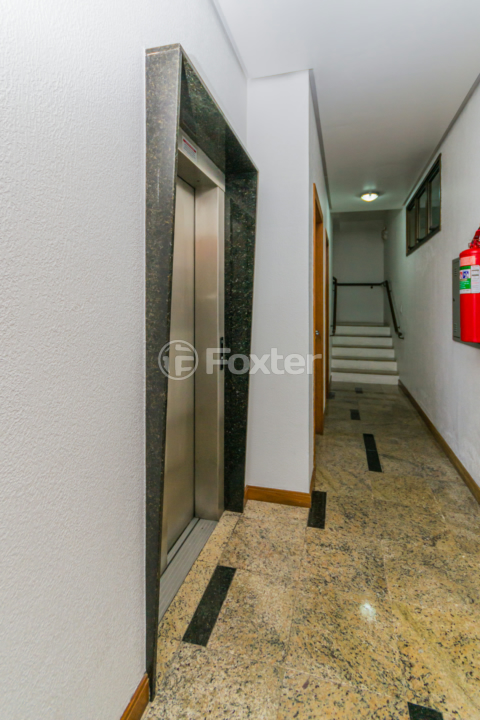 Apartamento à venda com 1 quarto, 50m² - Foto 47